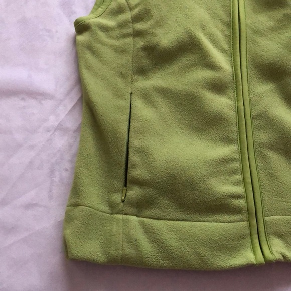 Polar Vest - Picture 2 of 5